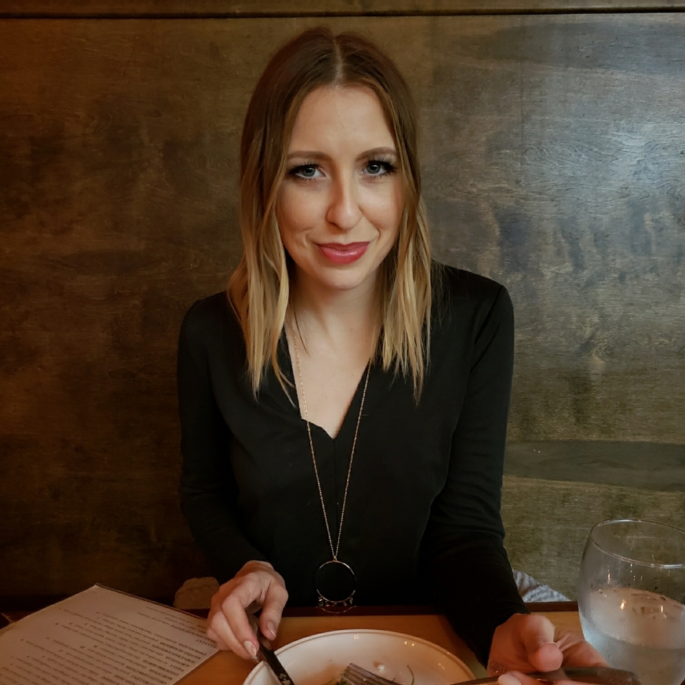 Meet your Posher, Whitney